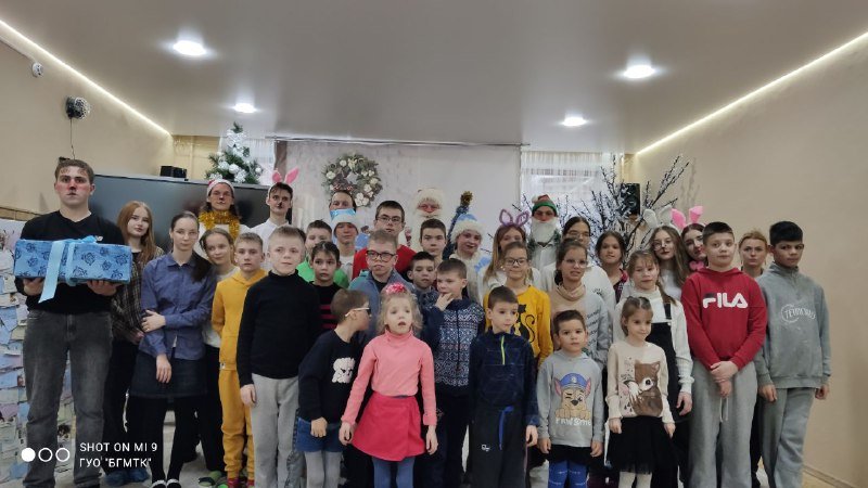 Визит доброты: профсоюз учащихся БГМТК поздравил воспитанников детского дома с Новым годомПредставители Первичной профсоюзной организации учащихся БГМТК организовали праздничное мероприятие для воспитанников Детского дома города Бобруйска.