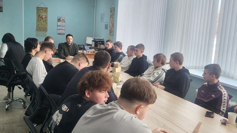 Учащиеся Могилевского государственного машиностроительного колледжа приняли участие в интересной встрече, организованной в рамках сотрудничества с СПУ "Покрова".