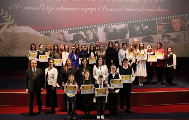 Методист учебного корпуса № 1 Булко Виктория Игоревна удостоена диплома I степени на областном проекте «Искусству кино посвящается», приуроченном к 80-летию Победы в Великой Отечественной войне.
