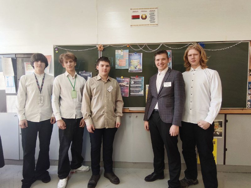 Практическое занятие по кибербезопасности В рамках республиканской профилактической акции «Неделя кибербезопасности» для учащихся группы ТМ-1-66 было организовано интерактивное занятие на тему «Безопасность в Интернете».